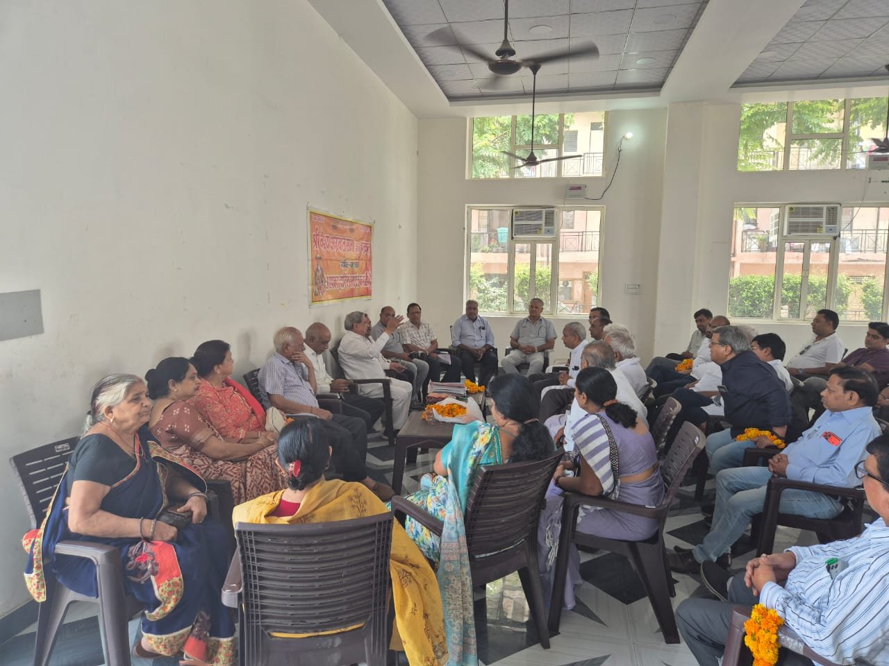 श्री वैश्य अग्रवाल सभा पलवल की आम सभा की विशेष बैठक आयोजित