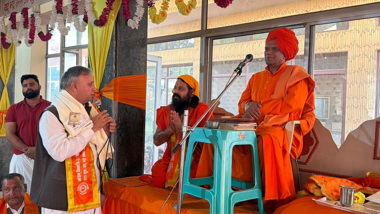 सामवेद के मंत्रों का गान करने से देवता प्रसन्न होते हैं और सुख समृद्धि की वर्षा होती है : विजय प्रताप