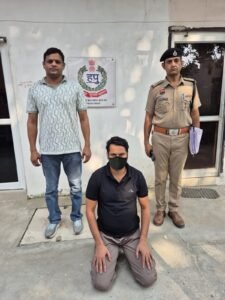नकली अल्ट्राटेक सीमेंट तैयार कर बेचने वाली फैक्ट्री का किया गया था भंडाफोड़, फैक्ट्री मालिक गिरफ्तार