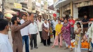 सेवा से संकल्प अभियान: नुक्कड़ नाटकों के जरिए नागरिकों को राष्ट्र निर्माण में भागीदारी के लिए किया प्रेरित