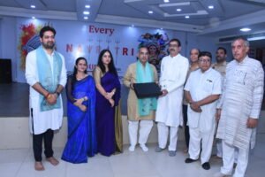 40 साल के राजनीतिक जीवन में किसी स्कूल में ऐसा आयोजन नहीं देखा, जहां रोज बच्चों के साथ होती हो मां दुर्गा की पूजा : मूलचंद शर्मा