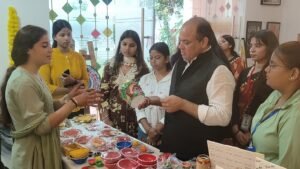 खजानी वूमेन्स वोकेशनल इंस्टीट्यूट में तीन दिवसीय दीपावली कला उत्सव का भव्य शुभारंभ